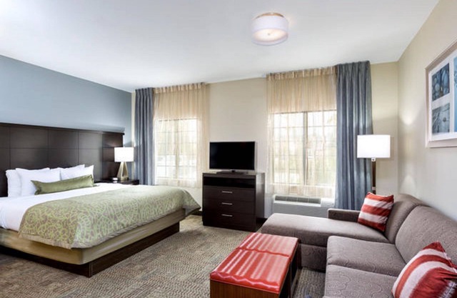 Short Drive to Texas A&M | Outdoor Pool + Business Center + Fitness Center