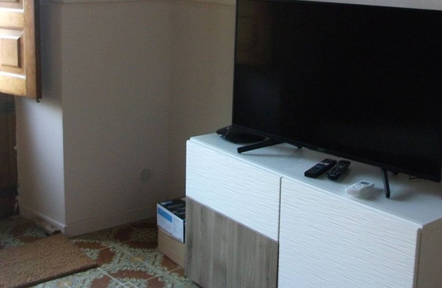 sicily catania region 2 bedroom house