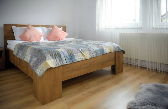 Silent House-Sovata suitable for up to 10 Guests