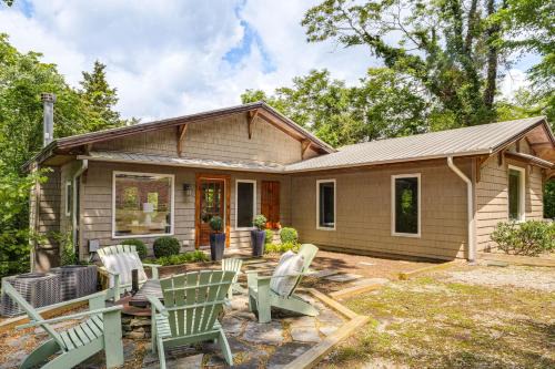 Silver Point Home about half Mi to Center Hill Lake!