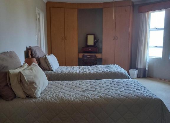 Simply Rooted Cottage