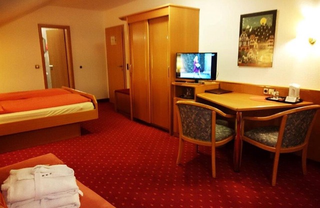 Single Room - Hotel-Restaurant-Café Goldbächel