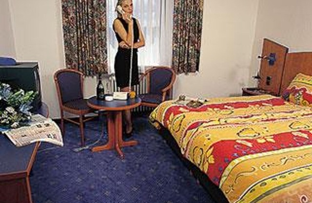 Single Room Shower / WC - Hotel Stadt Daun