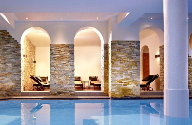 Single room with shower or bath, WC short - Hotel Tauernhof