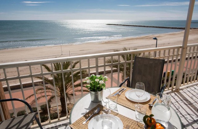 SingularStays El Faro