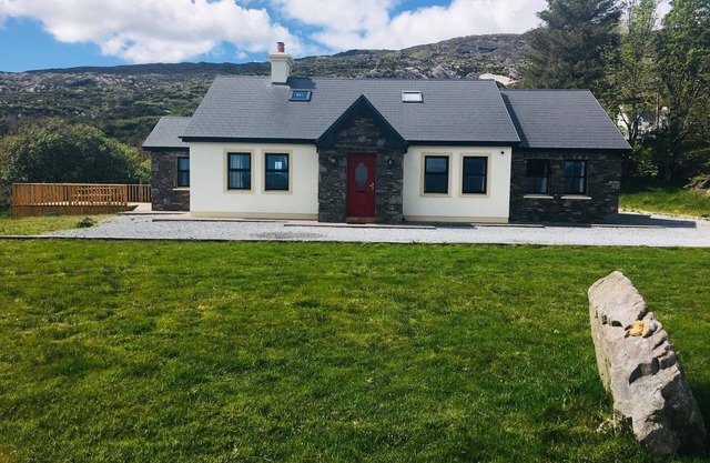 Siobhan's Luxurious Cottage