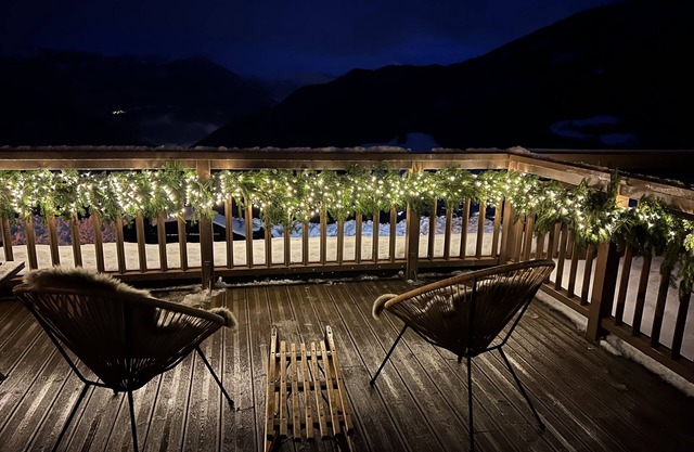 Ski in ski out apartment with exceptional view