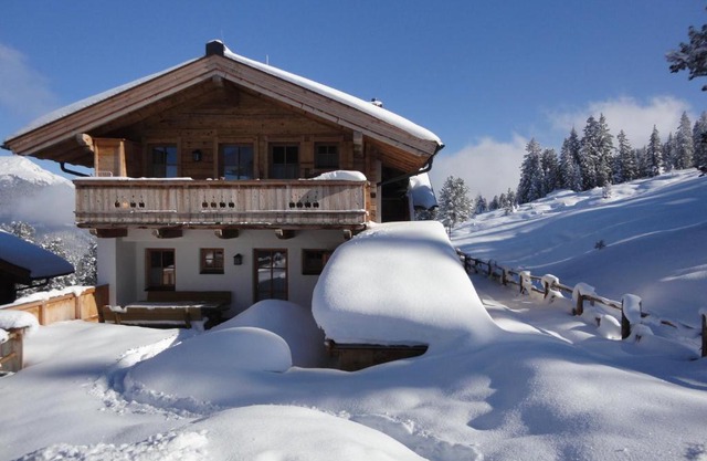 Skihütten LANG auf 1700 m in Hochkrimml, Zillertal Arena