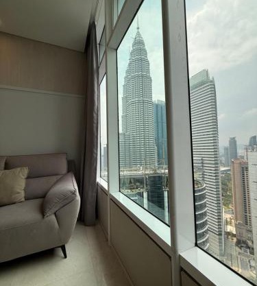 Sky suites klcc by homestay
