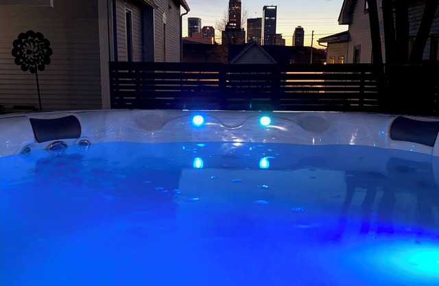 Skyline View with a Hot Tub!