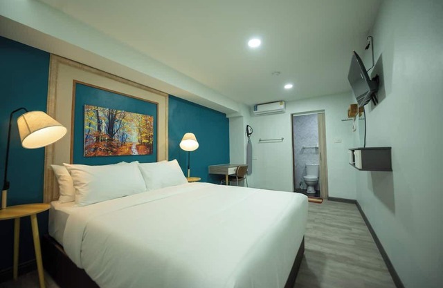SkyLink Homes Classic Studio - Airport Link Prattunam Station