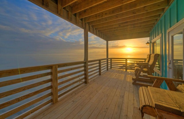 Sleeps 38 | 5 Laguna Village Homes | Waterfront Pool, Private Boat Dock, Ramp