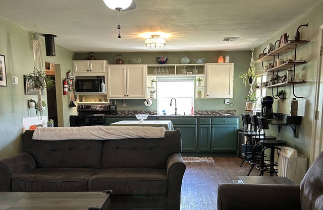 Sleepy River Haven, 1 mi. from the river, next to multiple float resorts.
