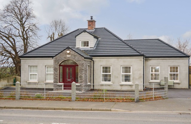 SLIABH AMHARC, pet friendly in Downpatrick