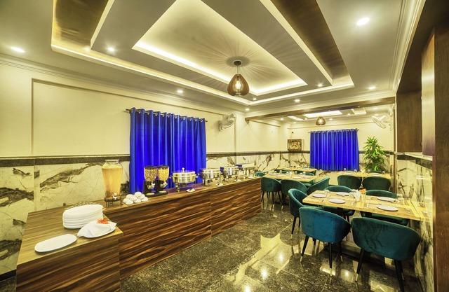 SM Royal Suites
