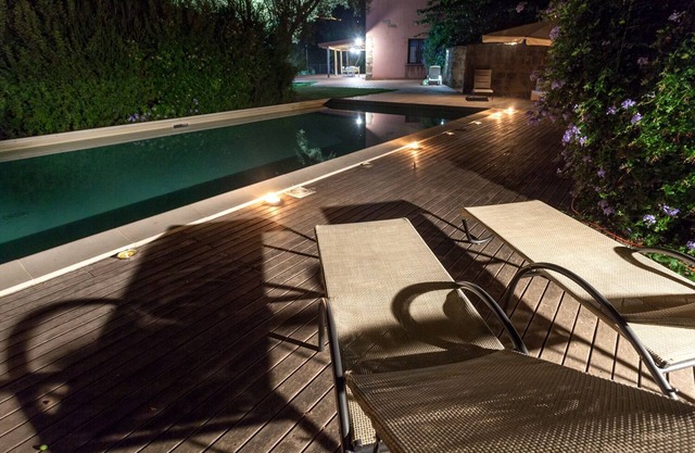 Small paradise with private pool 10 minutes from the sea