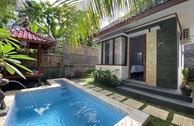 Small private villa with private swimming Pool