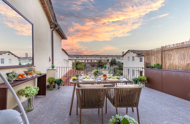 Smart Apartment with Terrace and elevator in Lucca