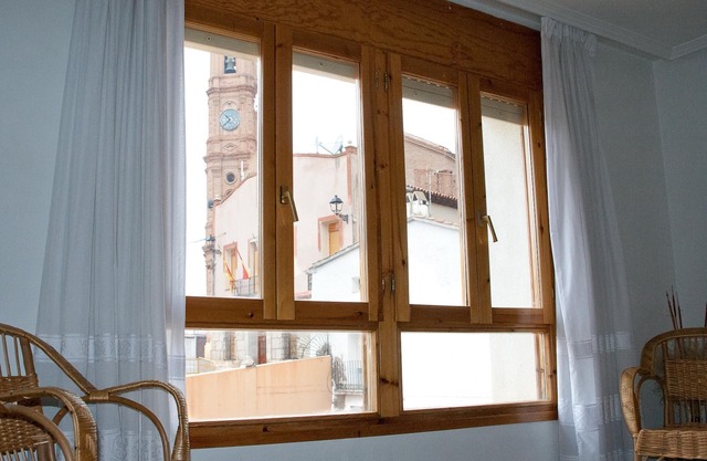 Sol apartment ideal for large families and to visit the Monasterio de Piedra.