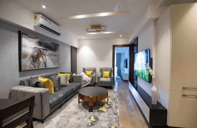 Solaris Luxury 1 bedroom apartment 311 with unlimited WiFi, AC and many more