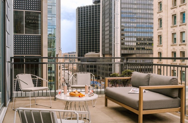 Sonder Penny Lane | Two-Bedroom Apartment w/Balcony