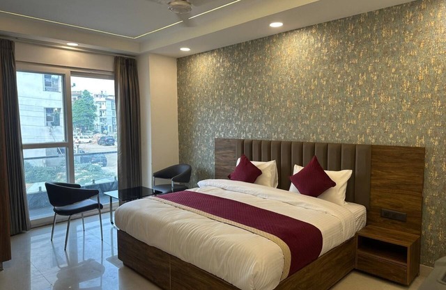 Soothing Stayz - Near Medanta