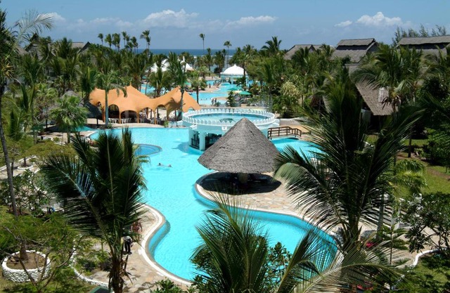 Palms Beach Resort 