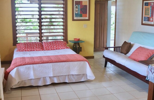 Southshore Waterfront Home, just a short walk to West Bay Beach
