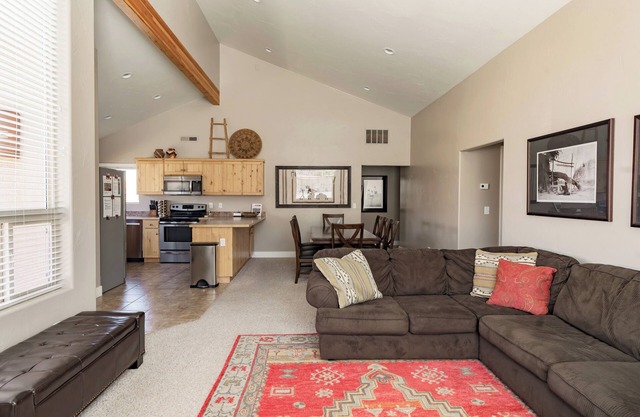 Southwest Luxury - Minutes from Arches & Canyonlands