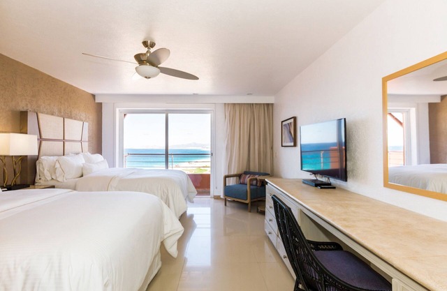 Spacious 2 Bedroom 2 bath villa, private beach