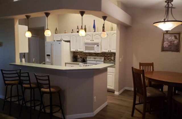 Spacious 3 bedroom 2 bath home in quiet neighborhood