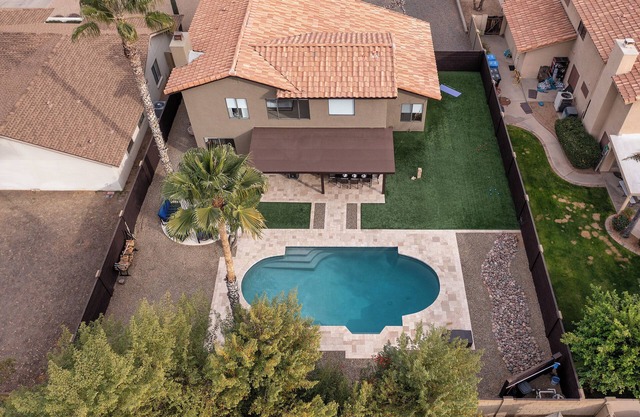Spacious 4-bedroom house in charming Scottsdale neighborhood w/home gym & pool