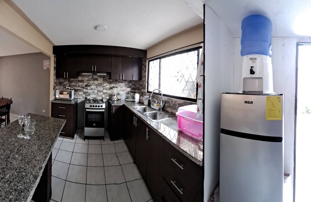 Spacious 4-bedroom house in peaceful Azuay with WiFi