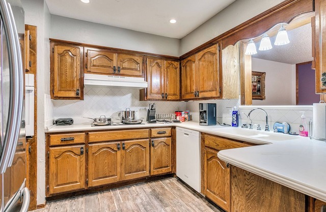 Spacious 5-bedroom house with AC, WiFi in phenomenal Oklahoma City
