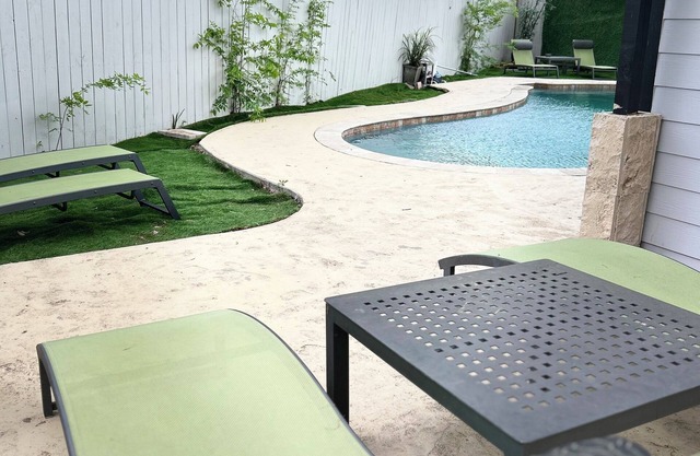 Spacious 5-bedroom house to relax with your family or friends !