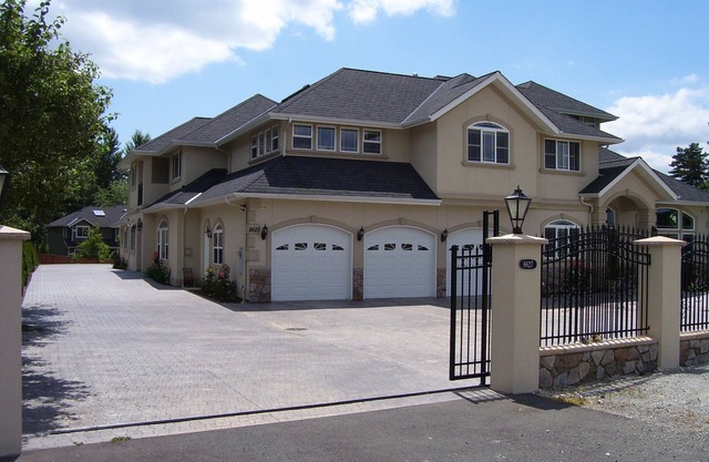 Spacious 5-bedroom villa in charming Bothell Sleeps 16+