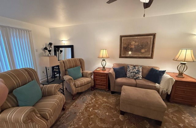 Spacious and Convenient townhome in METAIRIE