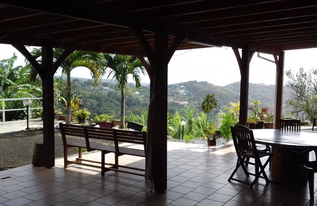 Spacious and pleasant T2 on the ground floor with large veranda