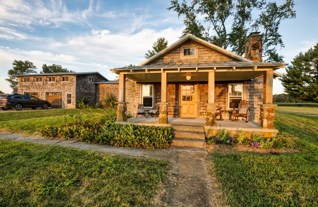 Spacious and restful rural retreat house for families and groups.