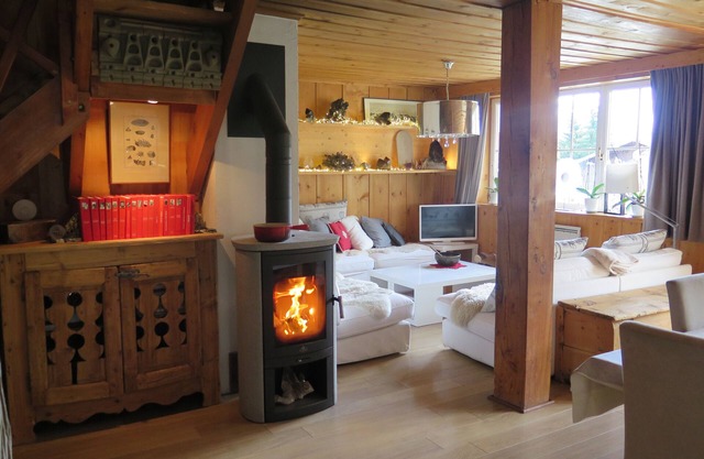 Spacious apartment 140 m2, 3 bedrooms, 3 bathrooms, terrace, spa, sauna