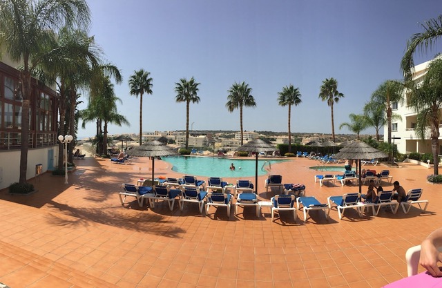 Spacious apartment - Porto de Mós beach