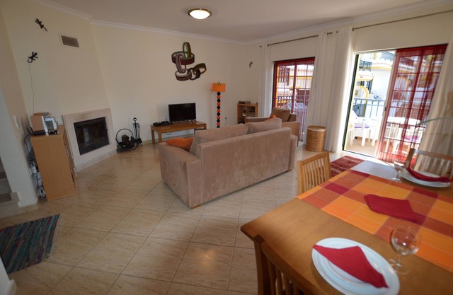 Spacious Apartment with 2 large Sun Trraces overlooking Pools and Manicured Gardens