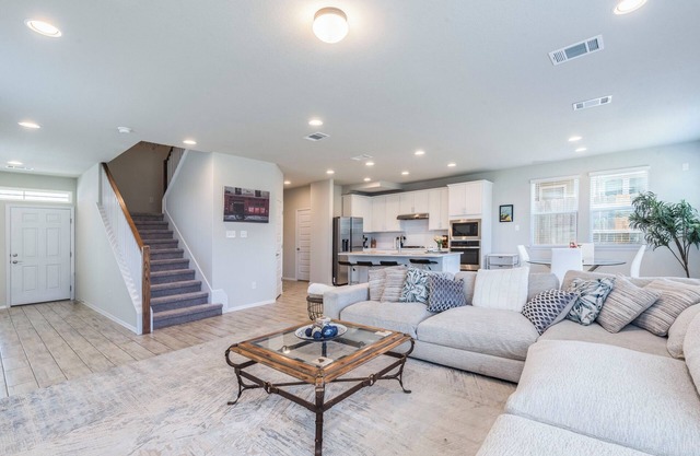 Spacious Austin Retreat Sleeps 10 Near COTA/ACL and Airport