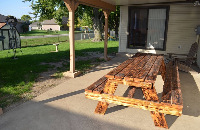 Spacious family friendly Home ready for your stay!
