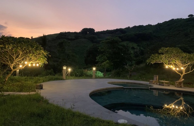 Spacious Family Villa with en-suite bedrooms aircon and freshwater swimming pool