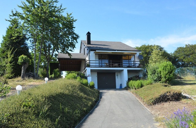 Spacious house with beautiful terrace