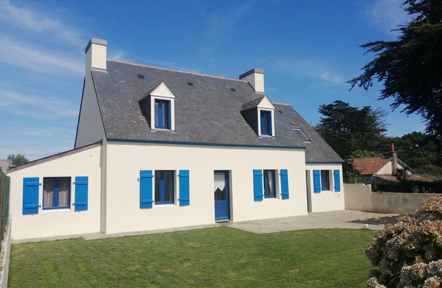 spacious house seaside for 11 people
