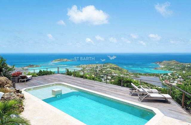 Spacious modern villa with panoramic views