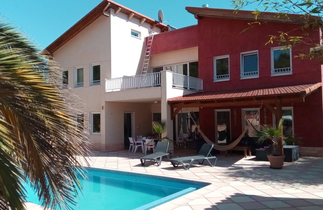 Spacious modern villa with gallery and heated pool