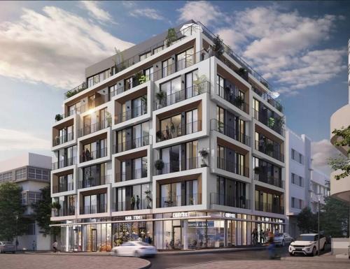 Spacious New 1BD Levinski Florentin